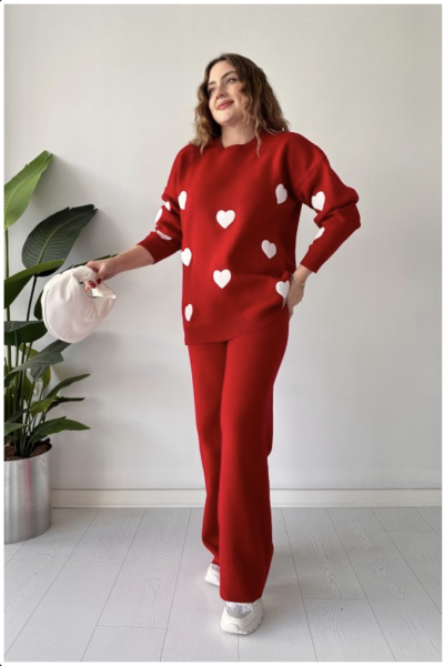 Kalpli Pantolonlu Refika Takım Kırmızı